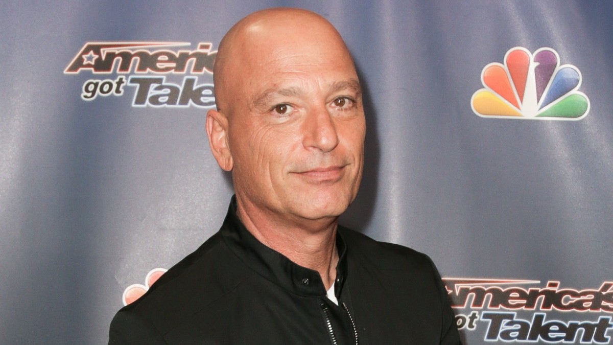 Howie Mandel Is Nearly Unrecognizable In This Epic 70S Throwback Pic Howie Mandel Is Nearly Unrecognizable In This Epic 70S Throwback Pic