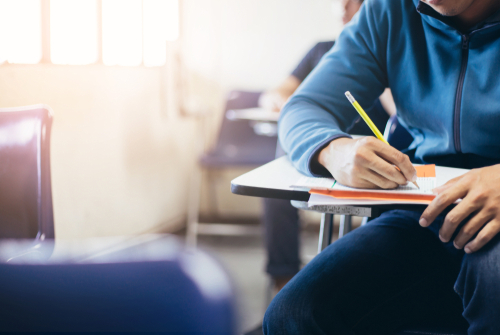 When to Start Applying for Colleges: A Quick Guide